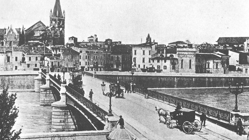 El Ponte Navi en 1893 (Wikipedia)
